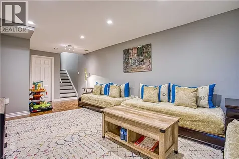 25 Ivybridge Drive Stoney Creek ON L8E 0A5