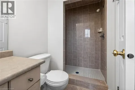 33 Willow Lane Grimsby ON L3M 5P6