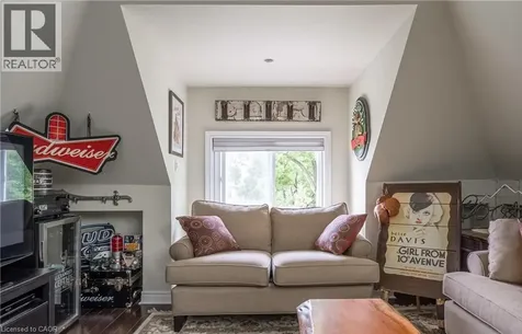 481 Dundurn Street South Hamilton ON L8P 4M2