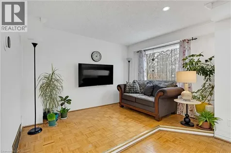 1180 Mississauga Valley Boulevard Mississauga ON L5A 3M9