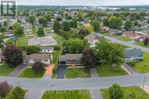 990 St Jacques Street Clarence-rockland ON K4K 1C1