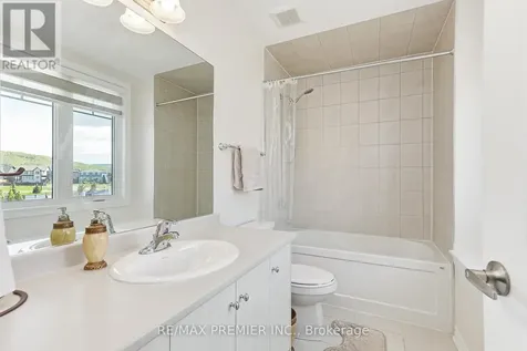 100 Stillwater Crescent Blue Mountains ON L9Y 4P5