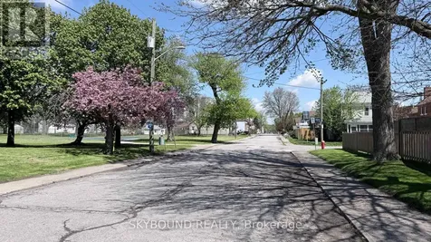 4890 Saint Clair Avenue Niagara Falls (downtown) ON L2E 3T6