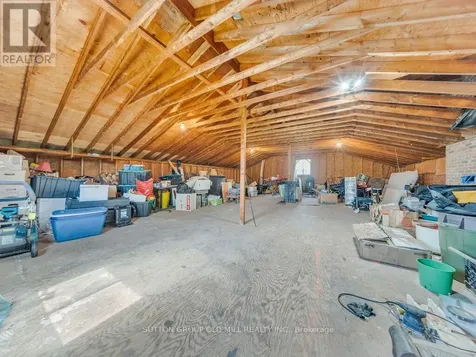 8663 30th Sideroad Centre Wellington ON N0B 1J0