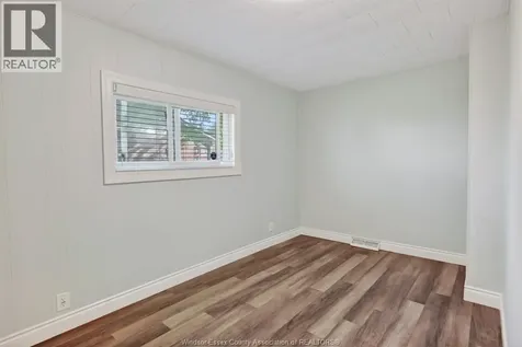 1032 Felix Avenue Windsor ON N9C 3L5