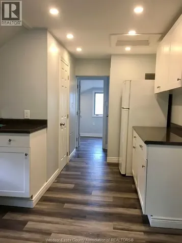 1032 Felix Avenue Windsor ON N9C 3L5