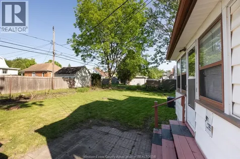 1032 Felix Avenue Windsor ON N9C 3L5