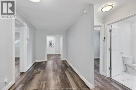 1032 Felix Avenue Windsor ON N9C 3L5