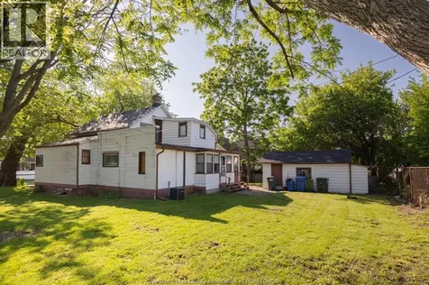 1032 Felix Avenue Windsor ON N9C 3L5