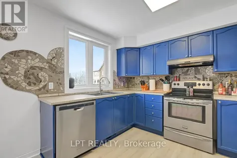 204 Briston Private Ottawa ON K1G 5P8