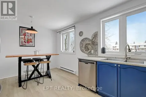 204 Briston Private Ottawa ON K1G 5P8
