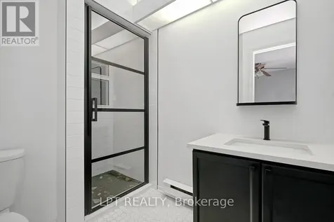 204 Briston Private Ottawa ON K1G 5P8