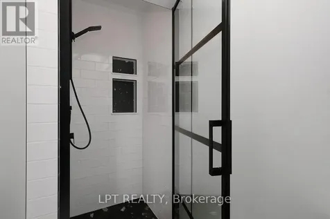204 Briston Private Ottawa ON K1G 5P8