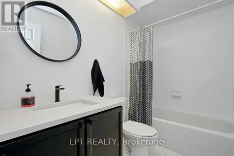 204 Briston Private Ottawa ON K1G 5P8