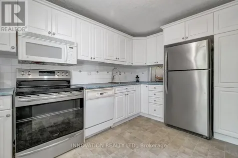 2113 Stonehenge Crescent Ottawa ON K1B 4N7