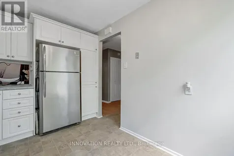 2113 Stonehenge Crescent Ottawa ON K1B 4N7