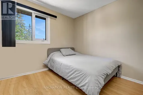 2113 Stonehenge Crescent Ottawa ON K1B 4N7