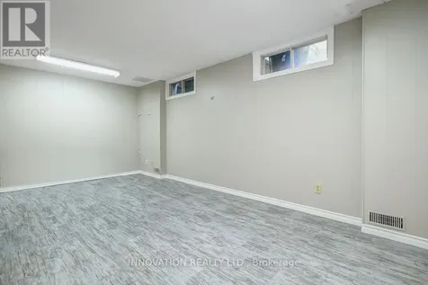 2113 Stonehenge Crescent Ottawa ON K1B 4N7