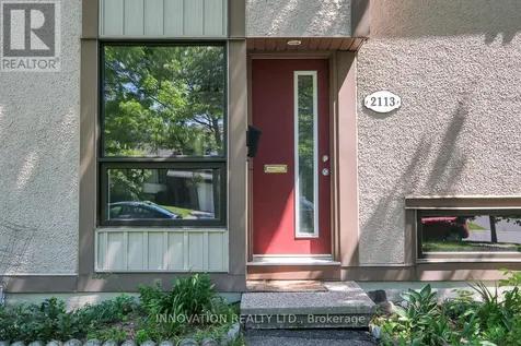 2113 Stonehenge Crescent Ottawa ON K1B 4N7