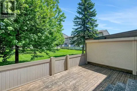 2113 Stonehenge Crescent Ottawa ON K1B 4N7