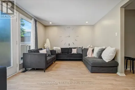 2113 Stonehenge Crescent Ottawa ON K1B 4N7