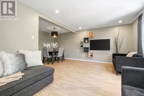 2113 Stonehenge Crescent Ottawa ON K1B 4N7