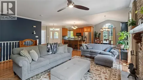 2 Hunter Drive South Port Rowan ON N0E 1M0