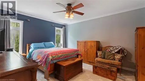 2 Hunter Drive South Port Rowan ON N0E 1M0