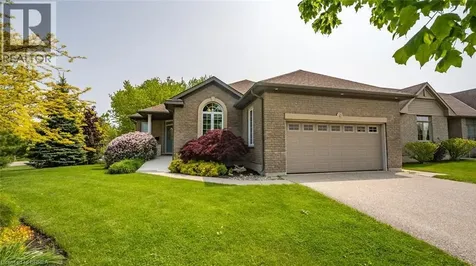 2 Hunter Drive South Port Rowan ON N0E 1M0