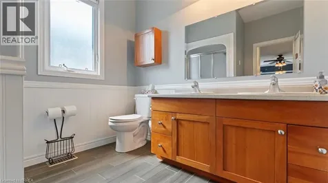 2 Hunter Drive South Port Rowan ON N0E 1M0