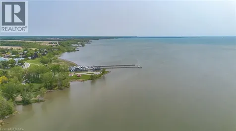 2 Hunter Drive South Port Rowan ON N0E 1M0