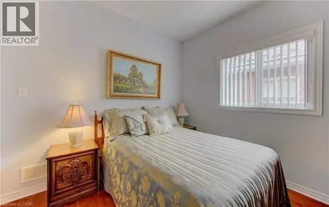 369 Zeller Drive Kitchener ON N2A 0A3