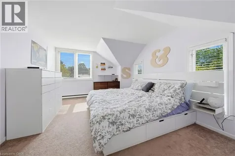 249 West 32nd Street Hamilton ON L9C 5H5