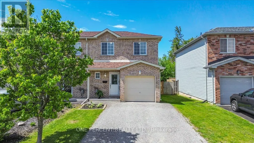 19 Michelle Drive Orillia ON L3V 0B3