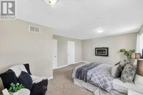 19 Michelle Drive Orillia ON L3V 0B3