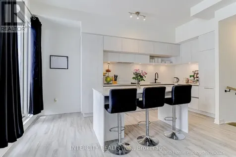 11 David Eyer Road Richmond Hill ON L4S 0N3