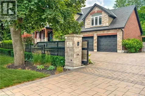 921 Scenic Drive Hamilton ON L9C 1H7