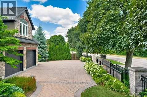 921 Scenic Drive Hamilton ON L9C 1H7