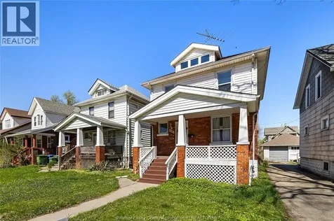 526 Curry Windsor ON N9B 2B9