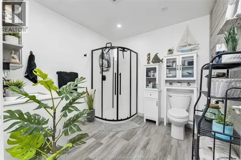 175 Claremont Lane Amherstburg ON N9V 2Y8