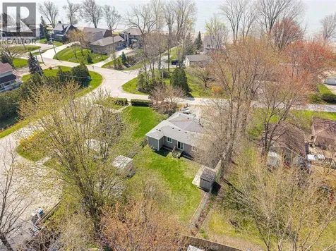 175 Claremont Lane Amherstburg ON N9V 2Y8
