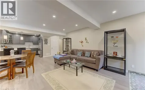 369 Zeller Drive Kitchener ON N2A 0A3