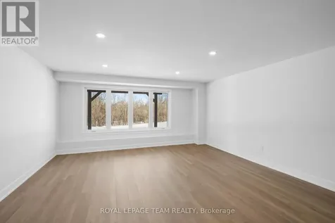 1102 Moore Street Brockville ON K6V 0H2
