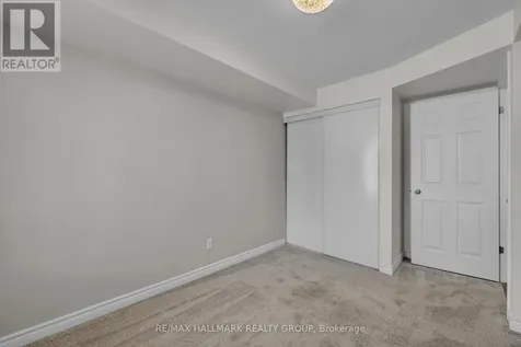 500 Stonefield Private Ottawa ON K2G 4R3
