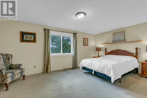 521 Canotia Place Ottawa ON K4A 2J2