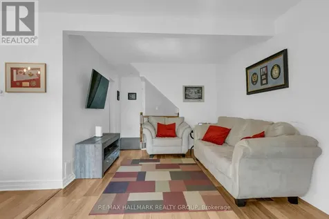 521 Canotia Place Ottawa ON K4A 2J2