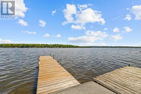 825 Southview Drive Otonabee-south Monaghan ON K0L 1B0