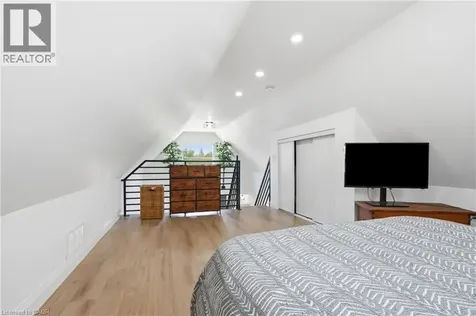 198 Dundurn Street South Hamilton ON L8P 4K3