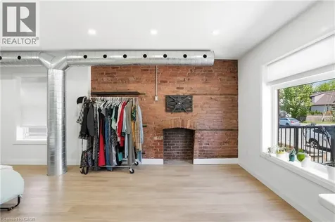 198 Dundurn Street South Hamilton ON L8P 4K3