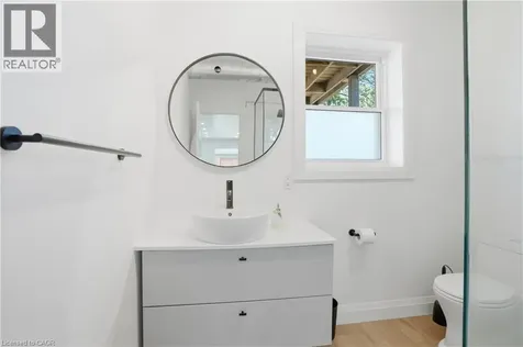 198 Dundurn Street South Hamilton ON L8P 4K3